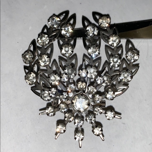 WHITE Rhinestone Pin Brooch Vintage - Picture 2 of 4